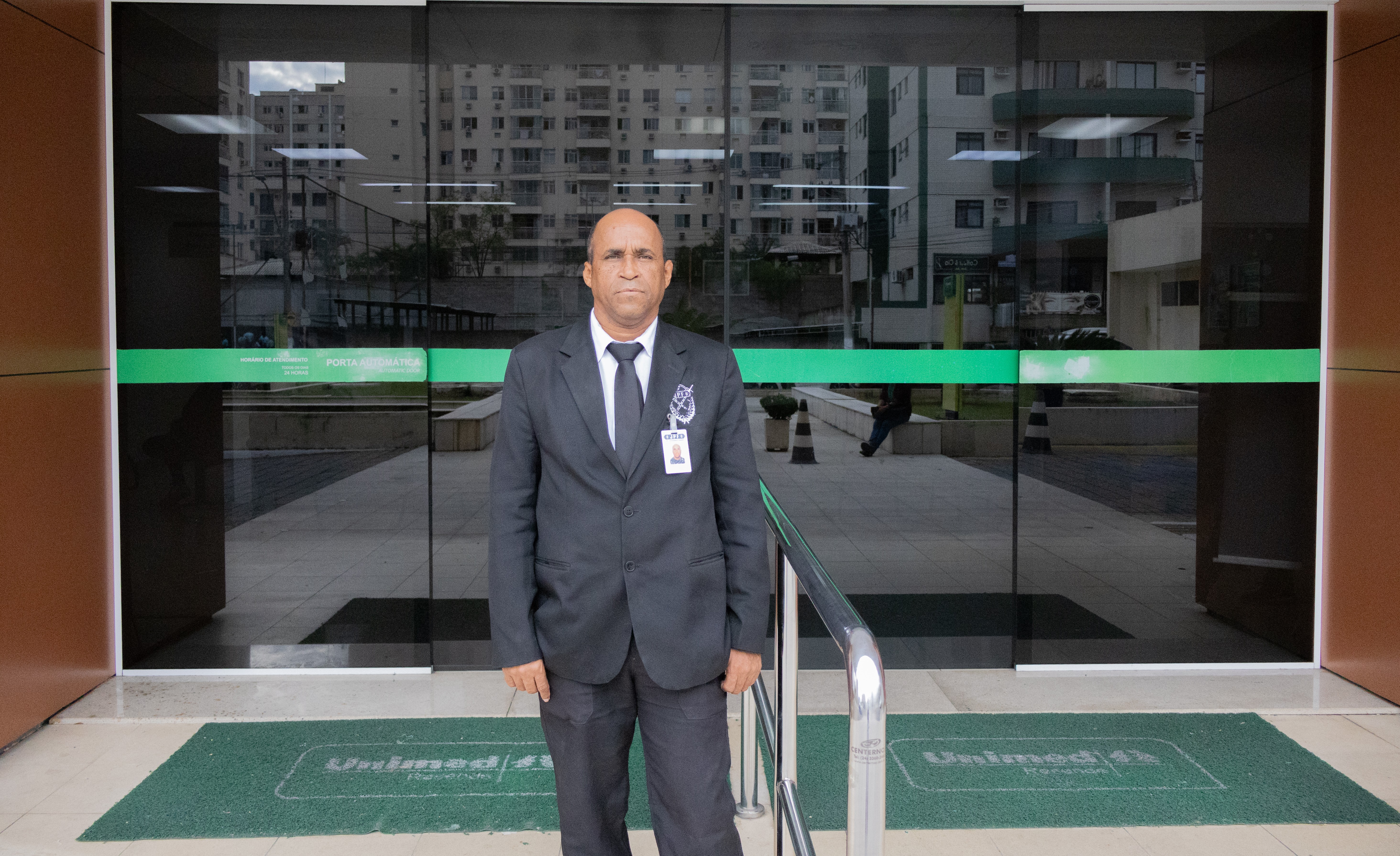 Controle de fluxo de visitantes e prestadores